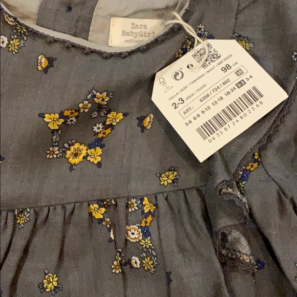 🔴 SOLD 🔴 Zara Grey LS Dress with Gold Flowers Fall 2-3y - Picture 2 of 5